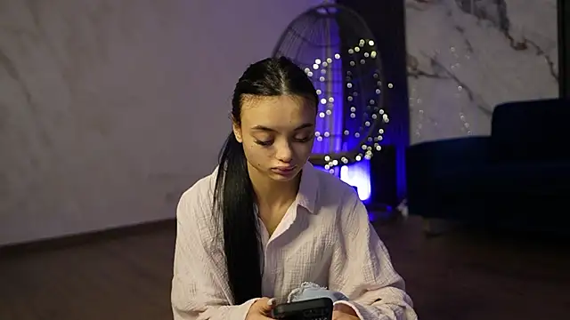 RachelRavee online show from 15, 1, 2026