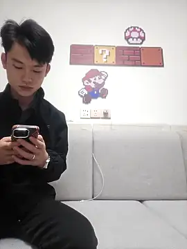 KK-cuteboy online show from 21, 4, 2026