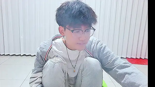 Snapshot of KK-cuteboy chatting on 20, 7, 2026 KK-cuteboy online show from 20, 7, 2026