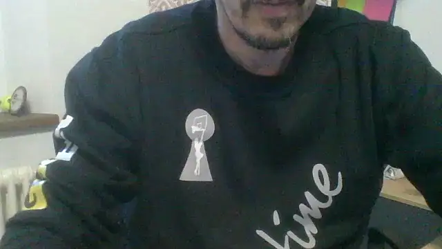 Kawayleo online show from 5, 11, 2025