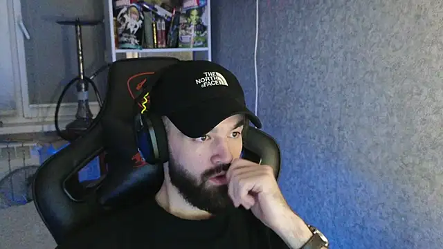 Nik Namee online show from 30, 11, 2025