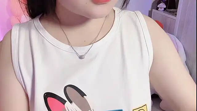 Snapshot of BeChinh_Lee chatting on 23, 4, 2026 BeChinh Lee online show from 23, 4, 2026