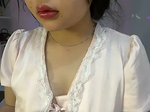 Snapshot of BeChinh_Lee chatting on 24, 5, 2026 BeChinh Lee online show from 24, 5, 2026