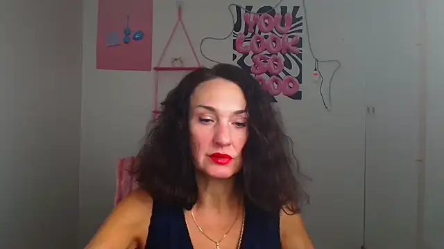 Snapshot of Rosie_Rosee chatting on 18, 3, 2026 Rosie Rosee online show from 18, 3, 2026