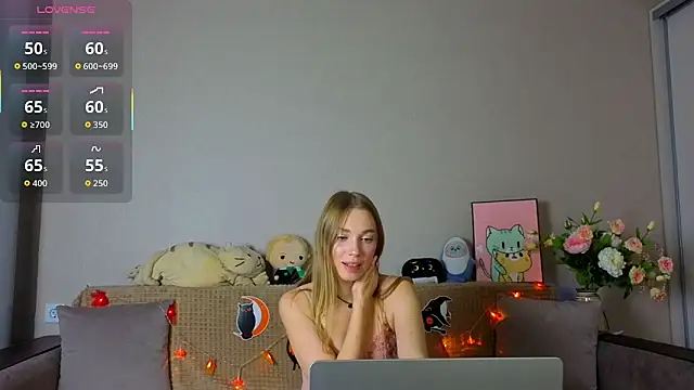 ElizaPurrr online show from 26, 10, 2025