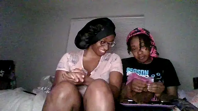 Snapshot of dezzidavill chatting on 21, 2, 2026 dezzidavill online show from 21, 2, 2026