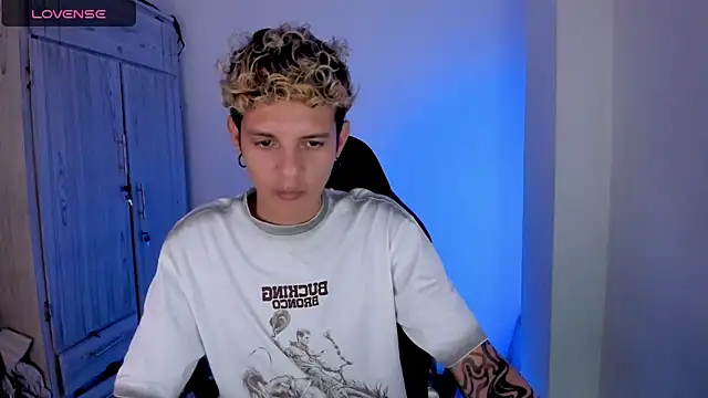 tylernova online show from 17, 4, 2026