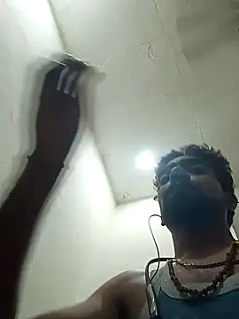 Snapshot of ShowedWringer chatting on 27, 4, 2026 ShowedWringer online show from 27, 4, 2026