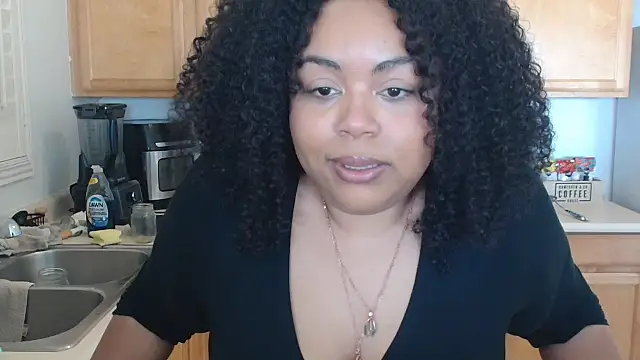 KalaniRose online show from 5, 11, 2025