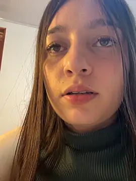 Snapshot of __Lorelain__ chatting on 23, 11, 2025 Lorelain online show from 23, 11, 2025