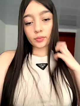 Snapshot of __Lorelain__ chatting on 2, 12, 2025 Lorelain online show from 2, 12, 2025