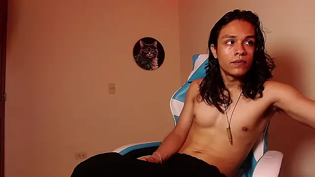 tom 1945 online show from 23, 10, 2025