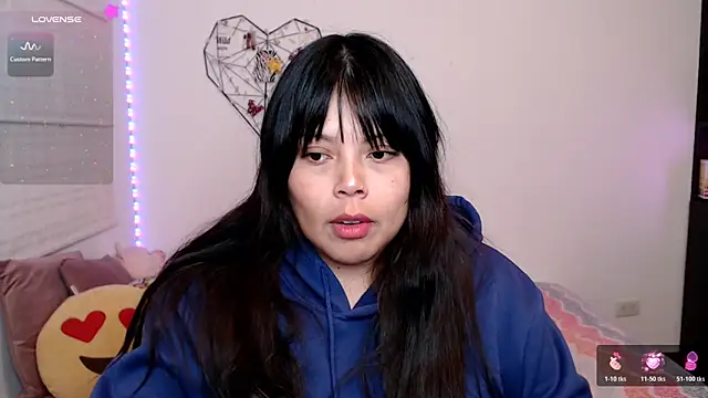 Snapshot of EllieMoonX chatting on 16, 6, 2026 EllieMoonX online show from 16, 6, 2026