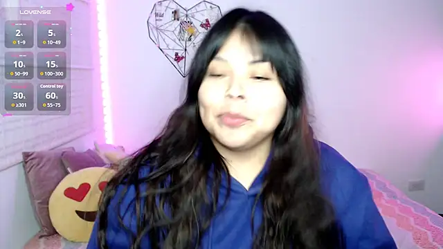 Snapshot of EllieMoonX chatting on 14, 7, 2026 EllieMoonX online show from 14, 7, 2026