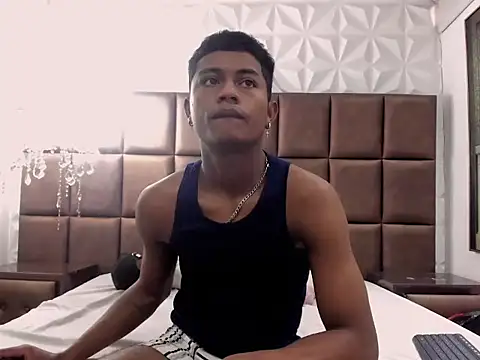 MorenitoDigno online show from 23, 10, 2025