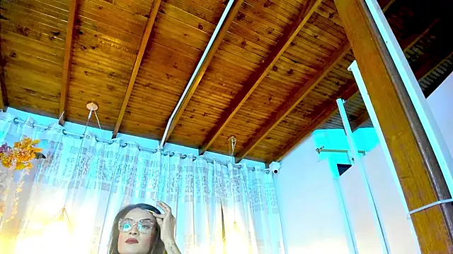 Snapshot of ZAMMIRA chatting on 14, 10, 2025 ZAMMIRA online show from 14, 10, 2025