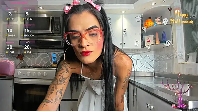 Snapshot of ZAMMIRA chatting on 25, 10, 2025 ZAMMIRA online show from 25, 10, 2025