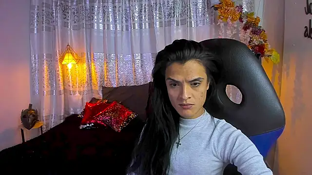 Snapshot of ZAMMIRA chatting on 5, 11, 2025 ZAMMIRA online show from 5, 11, 2025