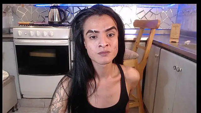 Snapshot of ZAMMIRA chatting on 28, 11, 2025 ZAMMIRA online show from 28, 11, 2025