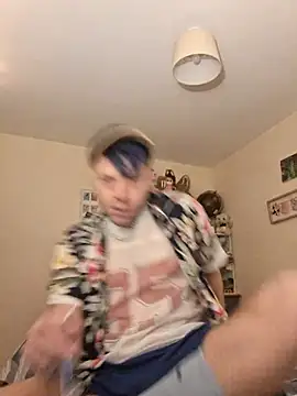 Snapshot of DelayedAnalog720 chatting on 21, 11, 2025 DelayedAnalog720 online show from 21, 11, 2025