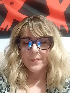 Amelialove42 online show from 7, 2, 2026