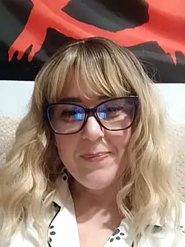 Snapshot of Amelialove42 chatting on 13, 3, 2026 Amelialove42 online show from 13, 3, 2026