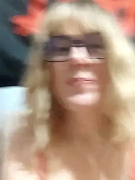 Snapshot of Amelialove42 chatting on 22, 3, 2026 Amelialove42 online show from 22, 3, 2026