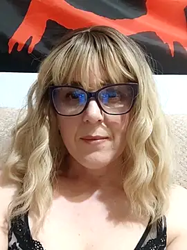 Snapshot of Amelialove42 chatting on 19, 4, 2026 Amelialove42 online show from 19, 4, 2026