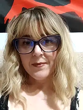 Snapshot of Amelialove42 chatting on 20, 4, 2026 Amelialove42 online show from 20, 4, 2026