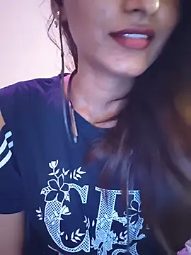 Snapshot of Asmiratamil chatting on 20, 5, 2026 Asmiratamil online show from 20, 5, 2026