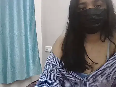 Snapshot of CumWithKajal chatting on 8, 11, 2025 CumWithKajal online show from 8, 11, 2025