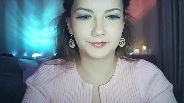 Snapshot of MoodieMira chatting on 23, 2, 2026 MoodieMira online show from 23, 2, 2026