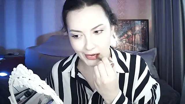 Snapshot of MoodieMira chatting on 17, 6, 2026 MoodieMira online show from 17, 6, 2026