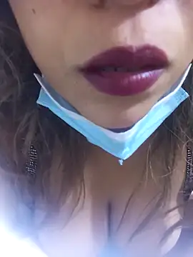 Snapshot of FATIFATIMOROC chatting on 28, 11, 2025 FATIFATIMOROC online show from 28, 11, 2025