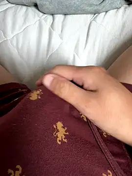 Snapshot of haruki_18old chatting on 25, 10, 2025 haruki 18old online show from 25, 10, 2025