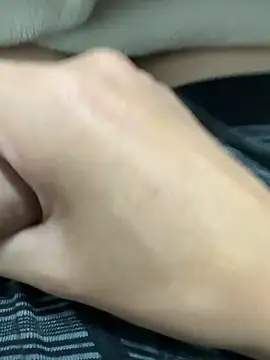 Snapshot of haruki_18old chatting on 14, 11, 2025 haruki 18old online show from 14, 11, 2025