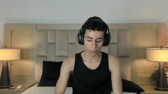 Snapshot of Zahir_Ashar chatting on 18, 3, 2026 Zahir Ashar online show from 18, 3, 2026