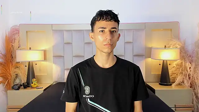 Snapshot of Zahir_Ashar chatting on 21, 4, 2026 Zahir Ashar online show from 21, 4, 2026