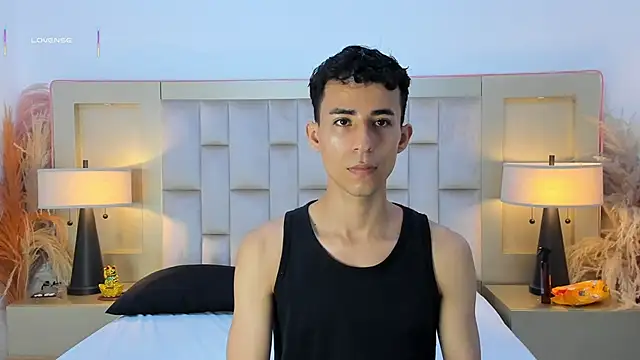 Snapshot of Zahir_Ashar chatting on 22, 4, 2026 Zahir Ashar online show from 22, 4, 2026