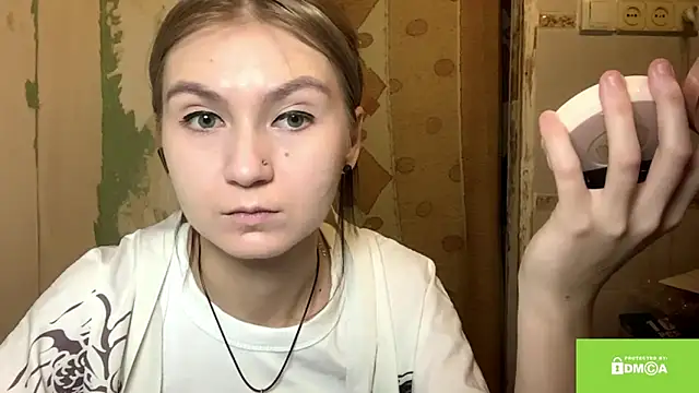 ArianeBhayani online show from 6, 11, 2025