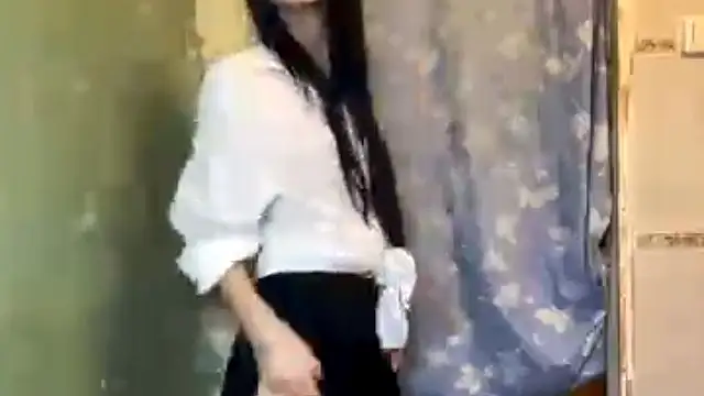 ArianeBhayani online show from 17, 12, 2025