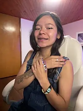 Ninfa pink online show from 16, 12, 2025