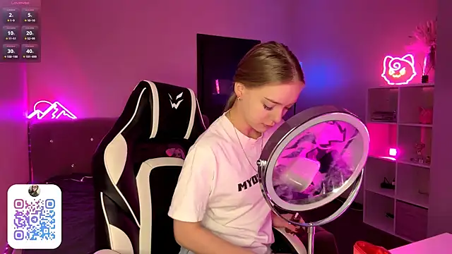 EvaPeace online show from 2, 3, 2026