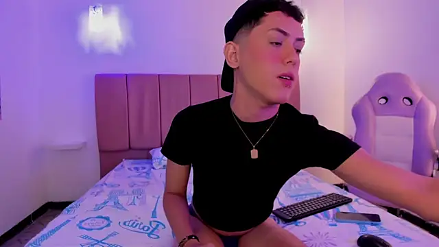 Iam criss09 online show from 4, 12, 2025