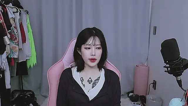 MISA 02 online show from 5, 4, 2026