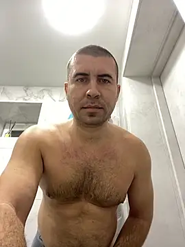 AronMode online show from 1, 12, 2025