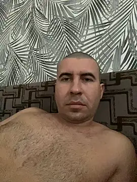 AronMode online show from 3, 12, 2025