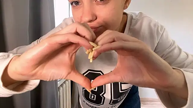  petaI online show from 3, 12, 2025