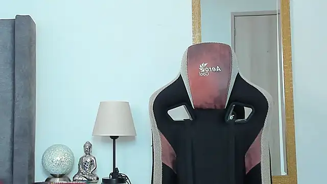 Snapshot of Ken_mailik1 chatting on 18, 4, 2026 Ken mailik1 online show from 18, 4, 2026