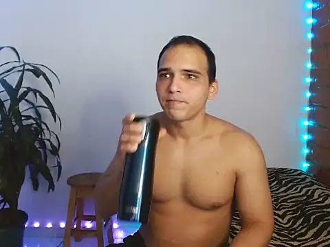 Maax3023 online show from 25, 10, 2025